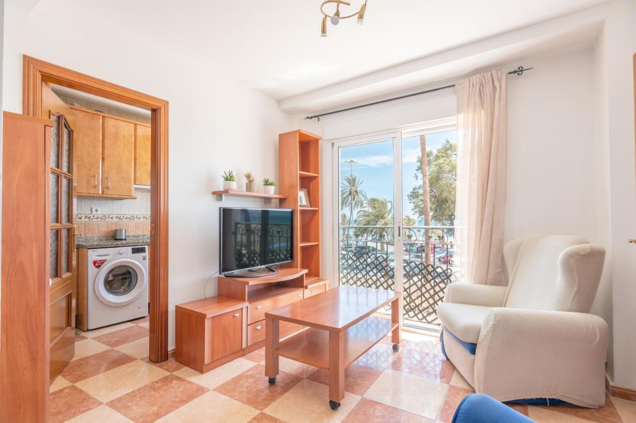 Renthas Pedregalejo Beach Apartments 马拉加 外观 照片