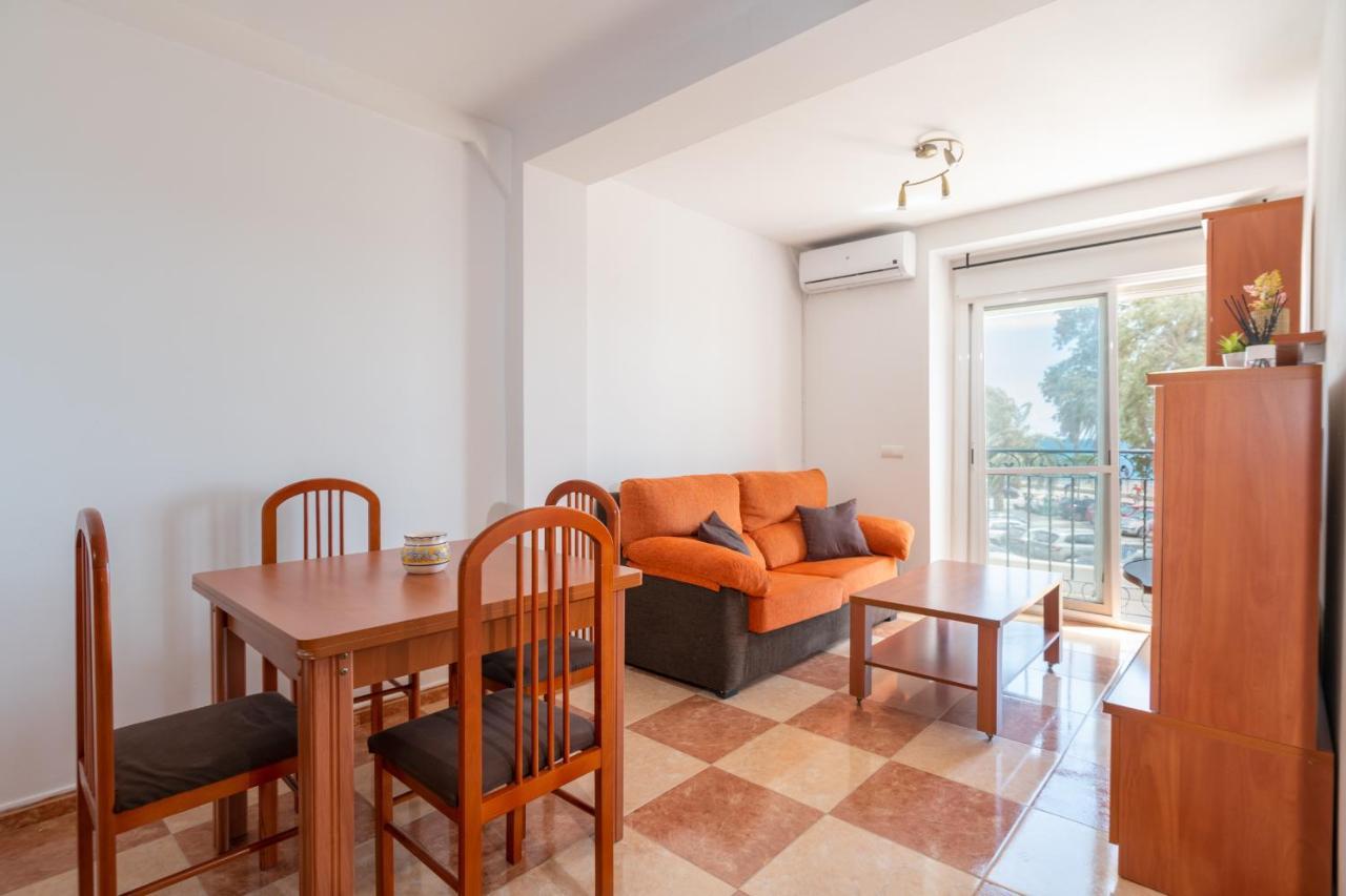Renthas Pedregalejo Beach Apartments 马拉加 外观 照片
