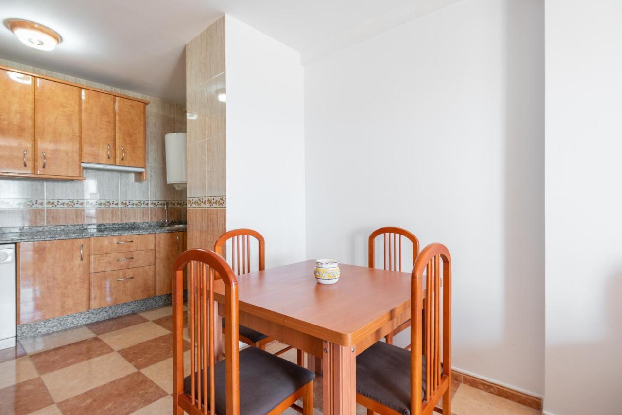 Renthas Pedregalejo Beach Apartments 马拉加 外观 照片