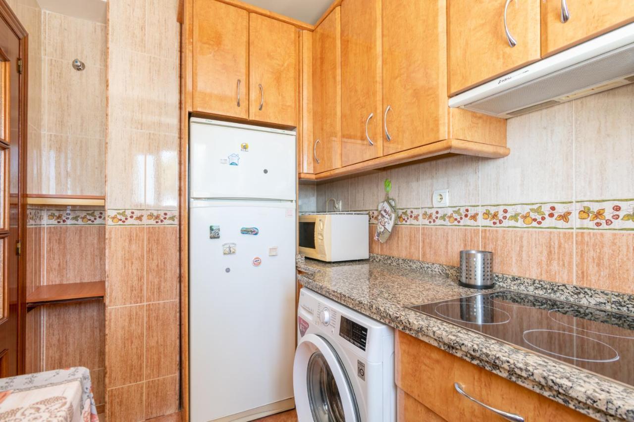 Renthas Pedregalejo Beach Apartments 马拉加 外观 照片