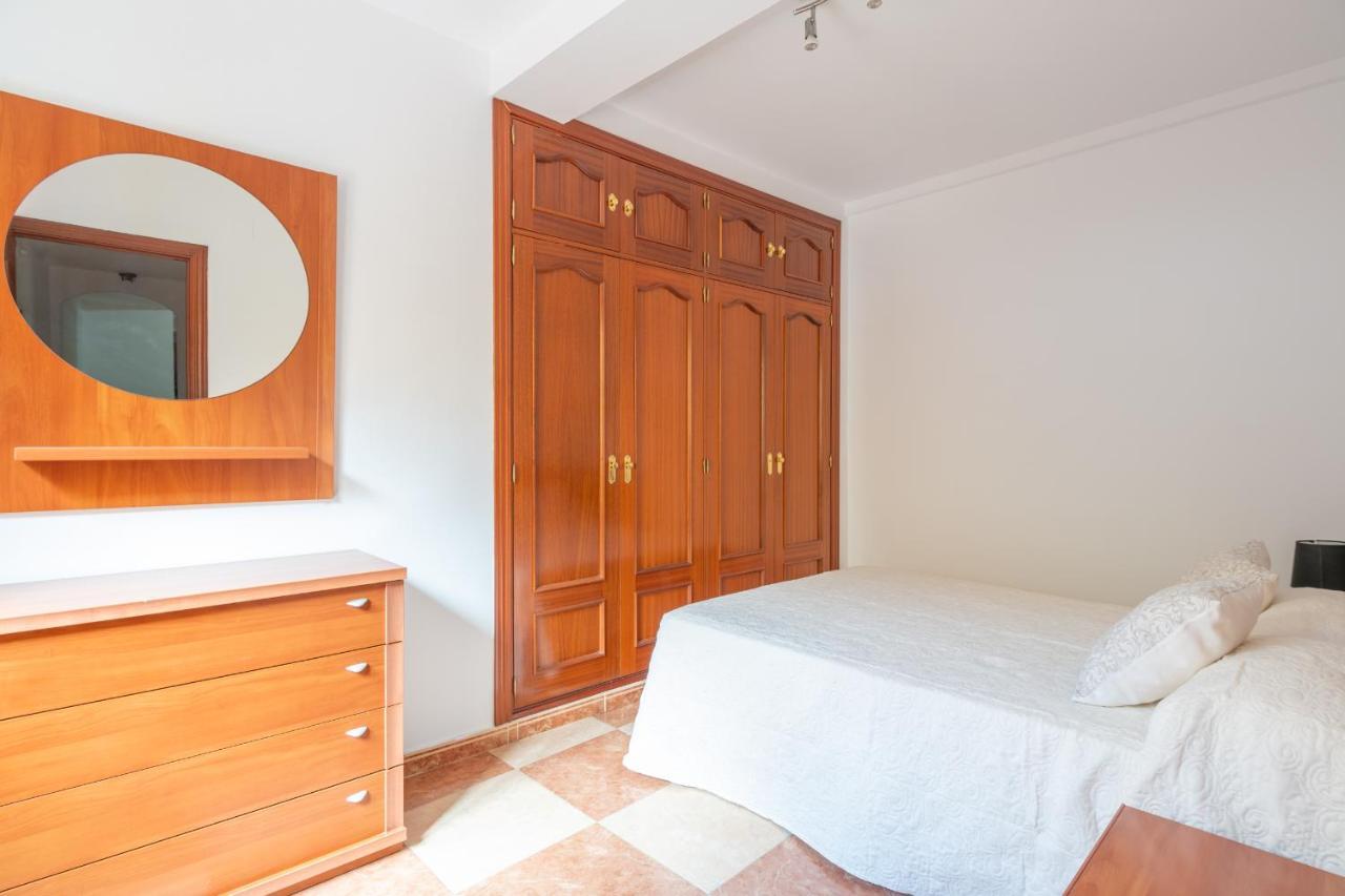 Renthas Pedregalejo Beach Apartments 马拉加 外观 照片