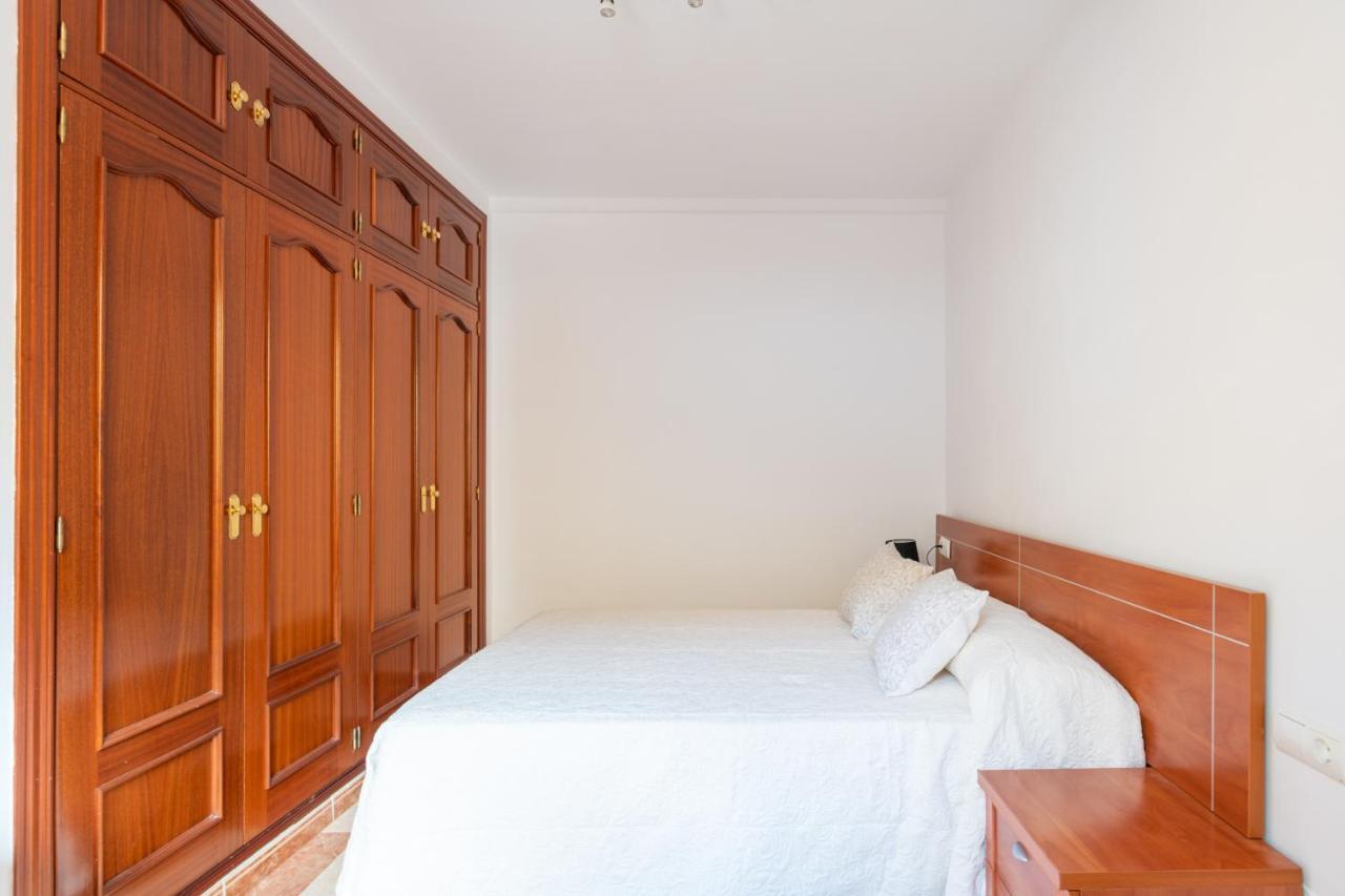 Renthas Pedregalejo Beach Apartments 马拉加 外观 照片