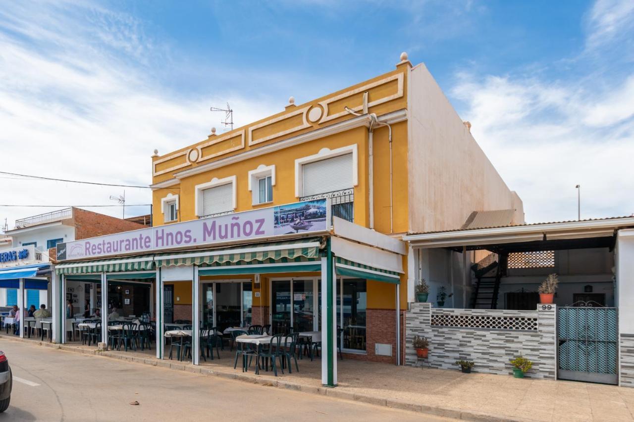 Renthas Pedregalejo Beach Apartments 马拉加 外观 照片